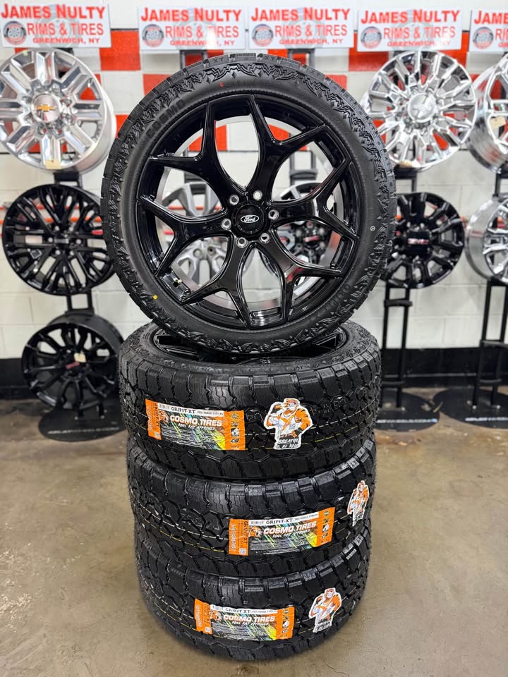Ford F150 22 x 10 Shelby Super Snakes 285/45R 22 Black 6 x 135