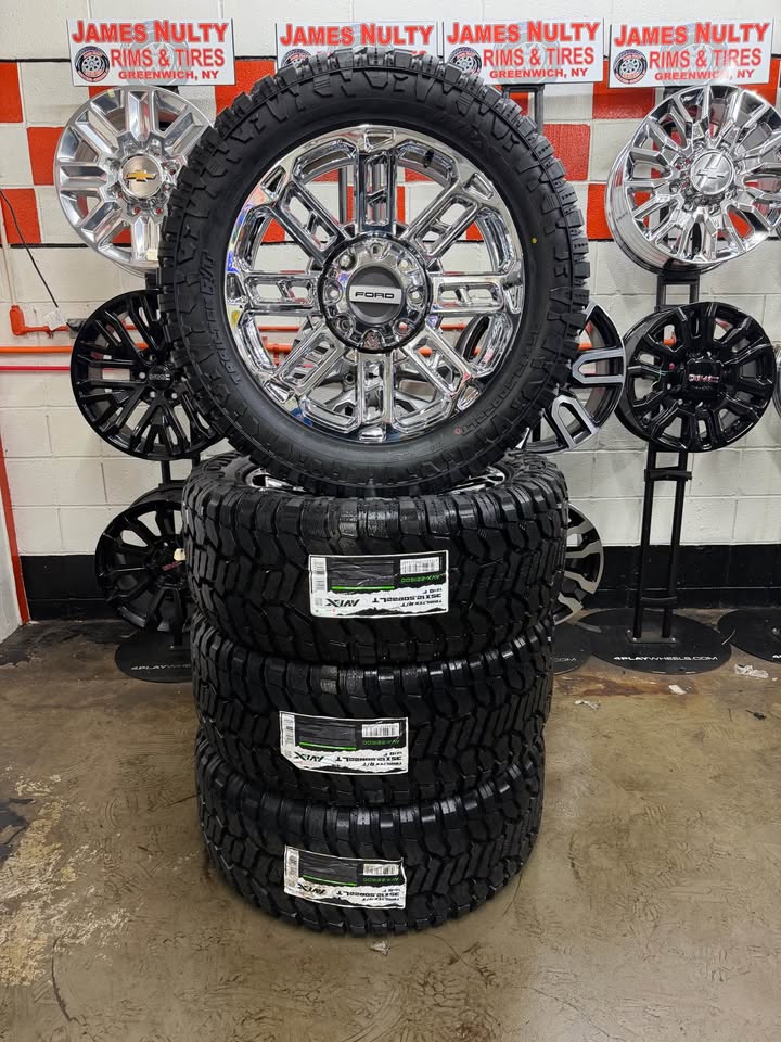 22in 8 x 170 New Ford Avix Trailtek 35/12.50 OR (F250 F350 XLT Limited)